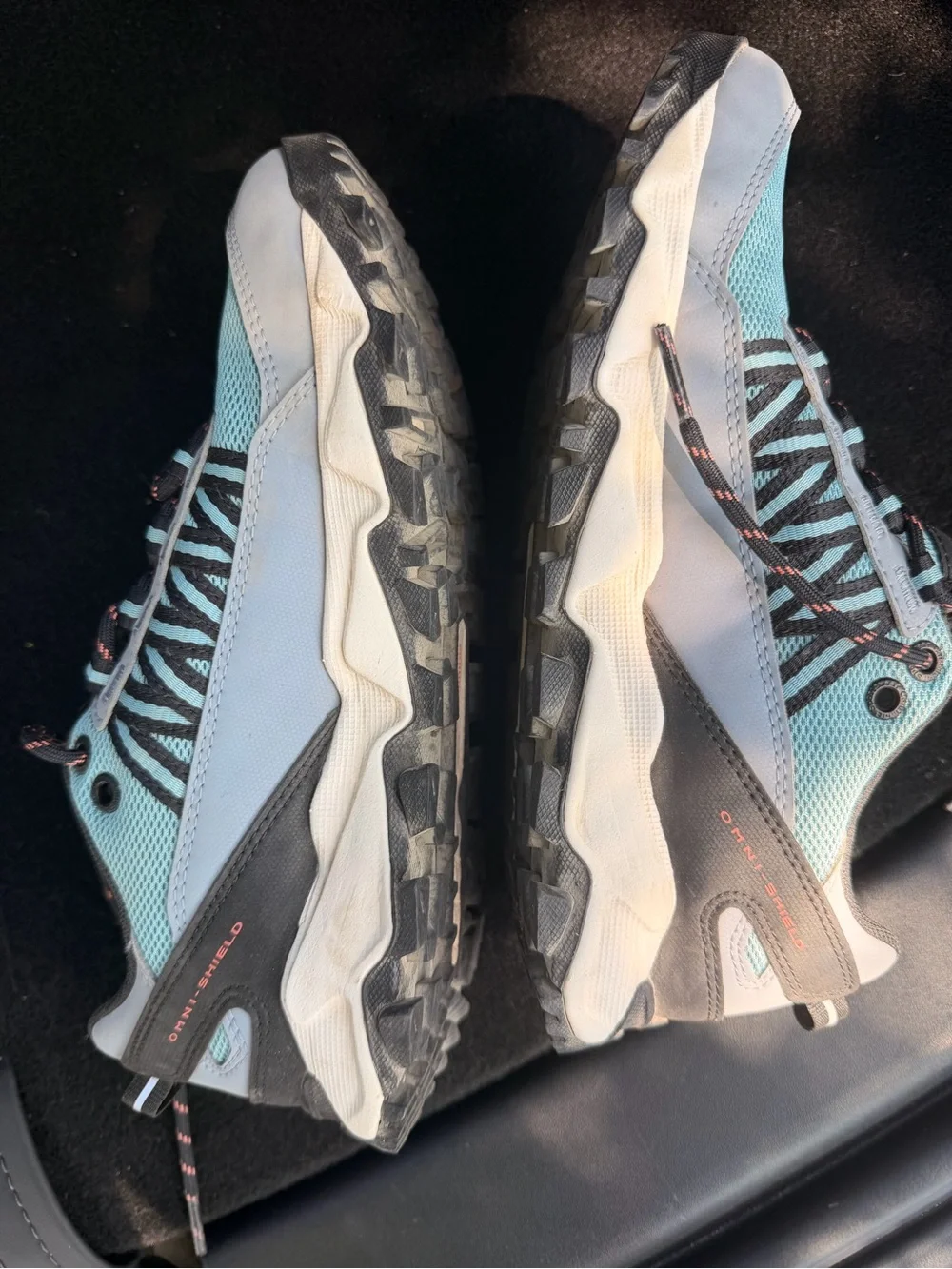 Columbia light aqua